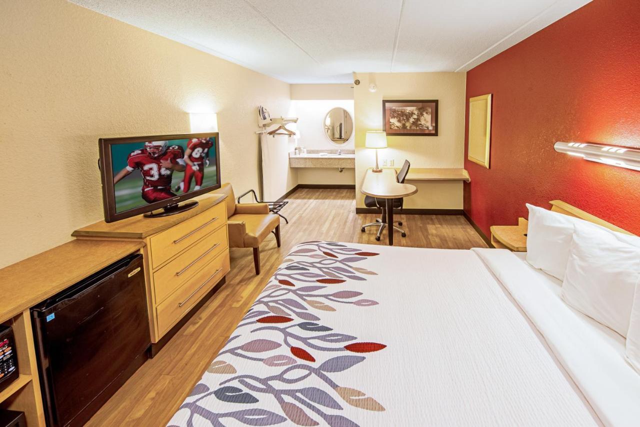 Red Roof Inn Fairmont Ngoại thất bức ảnh