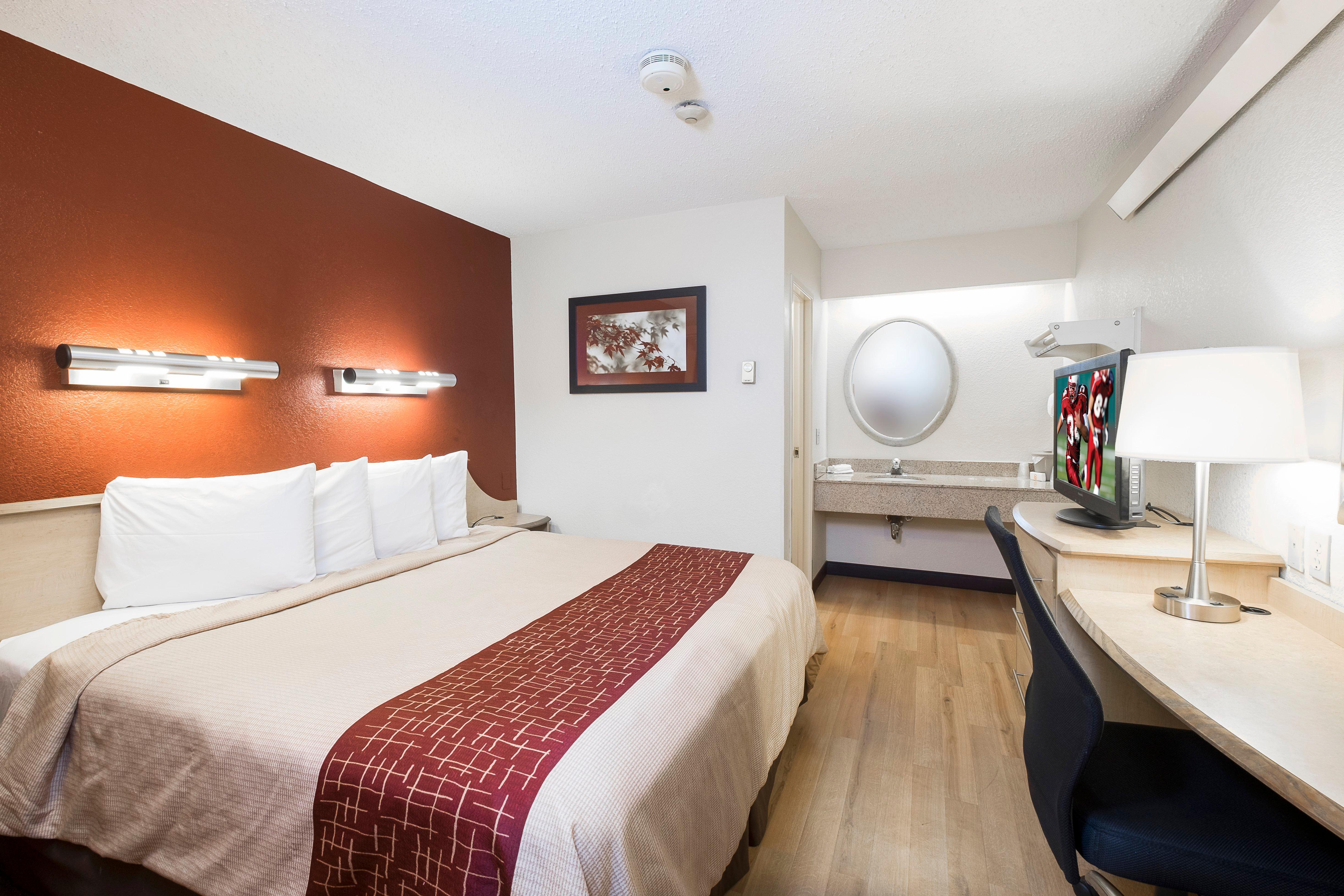 Red Roof Inn Fairmont Ngoại thất bức ảnh