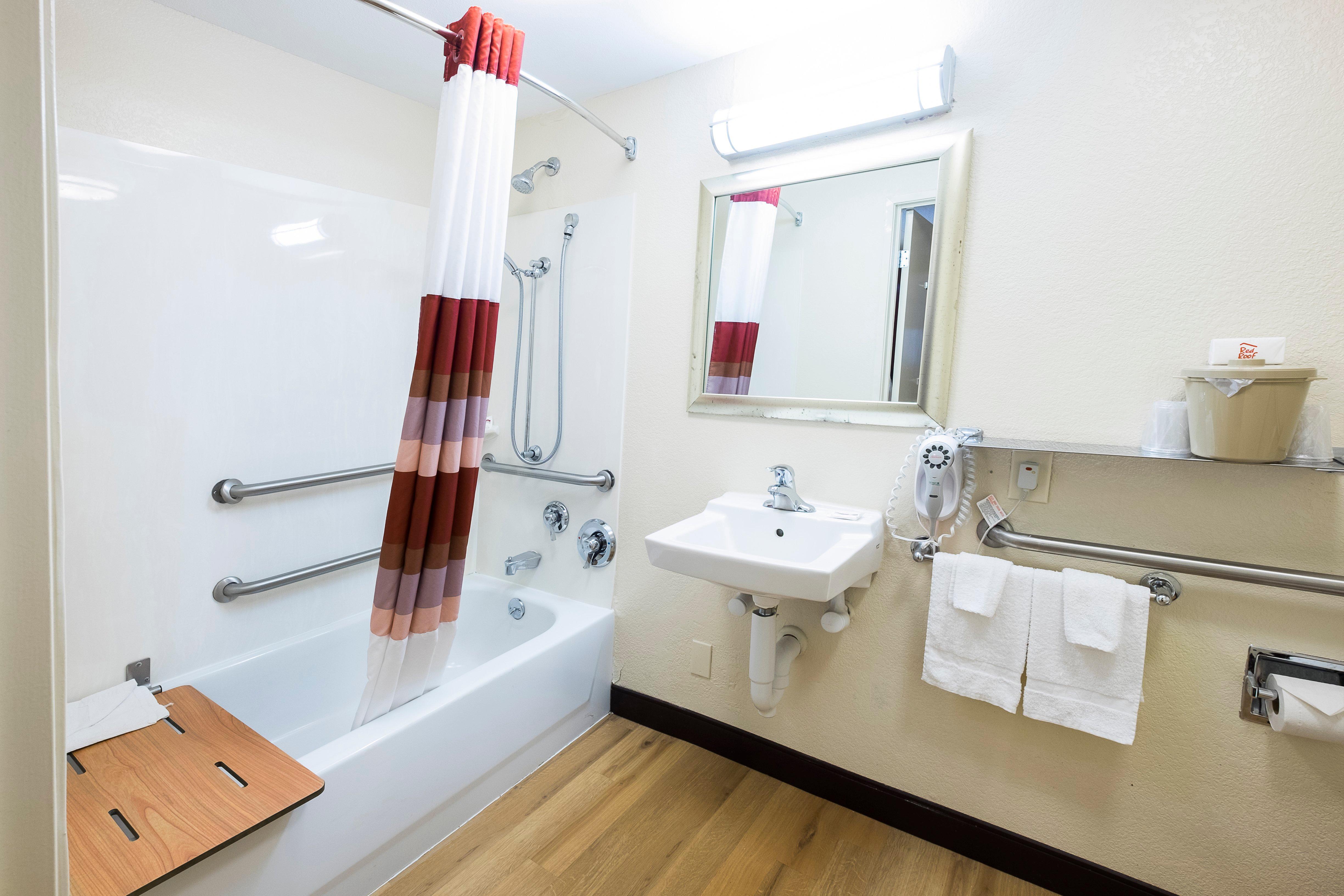 Red Roof Inn Fairmont Ngoại thất bức ảnh