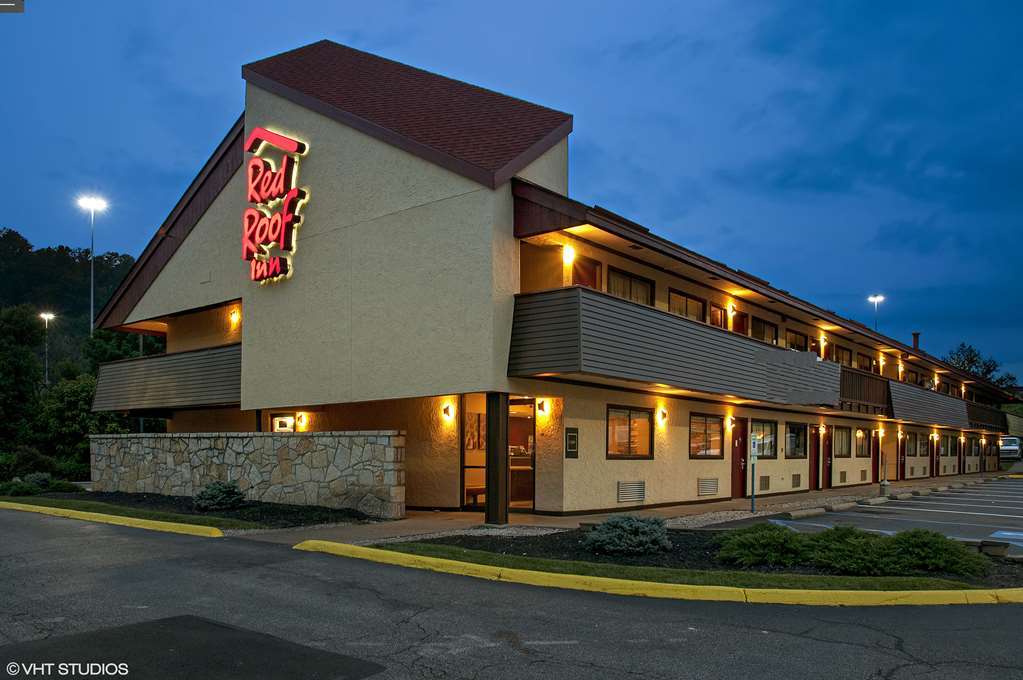 Red Roof Inn Fairmont Ngoại thất bức ảnh
